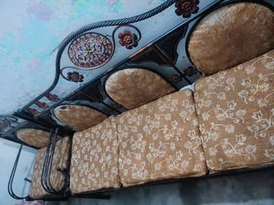 SOFA SET 1+3+1 SEATER FOR SALE