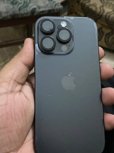 Apple iPhone 16 Pro 256GB ( Very Small dot )