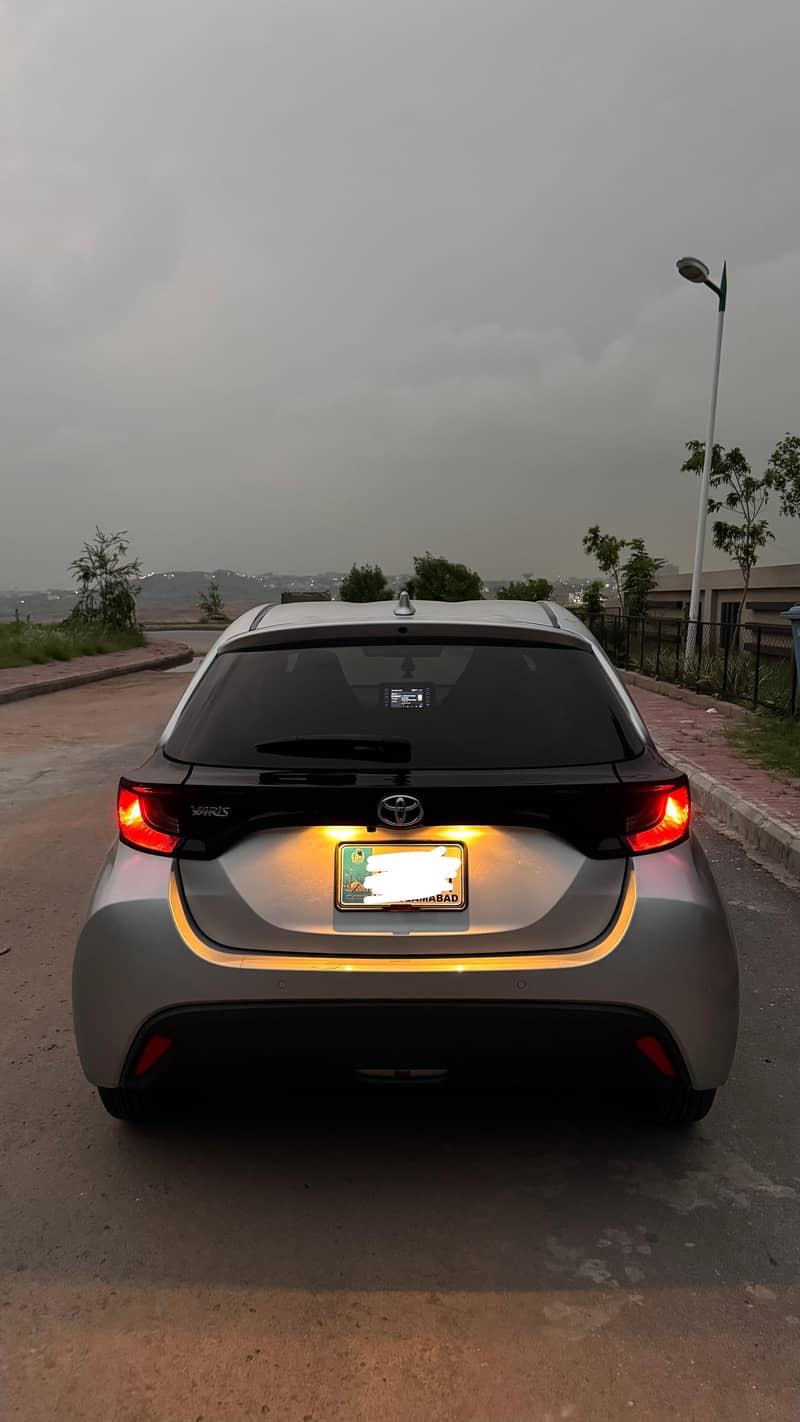 Yaris hatchback 3