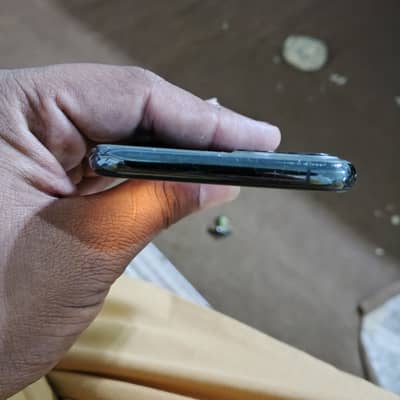 iphone 11pro 64GB Factory unlock condition 10by9 Battery Health 73