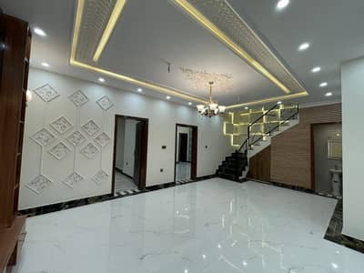 9 Marla Brand New house available for rent in buch vilas Multan