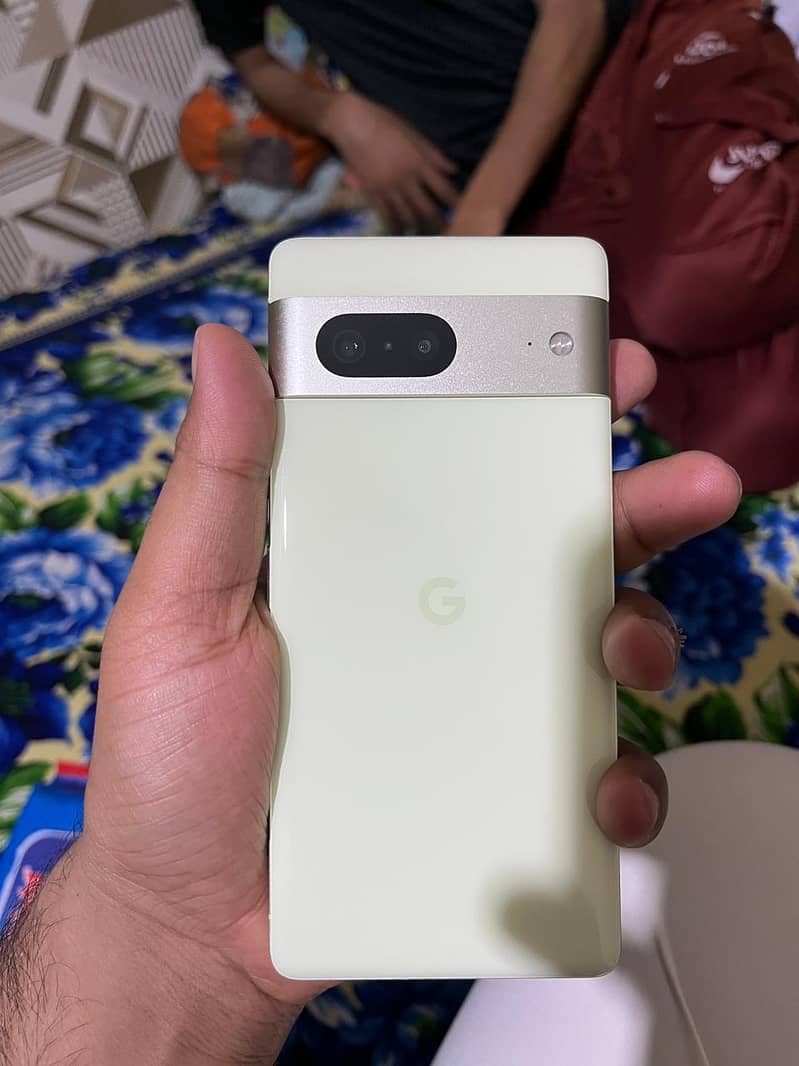 Google pixel 7 5