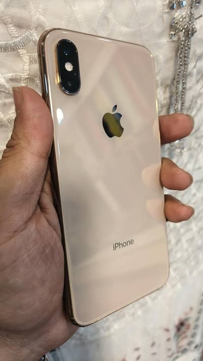 iPhone xs 256gb pta