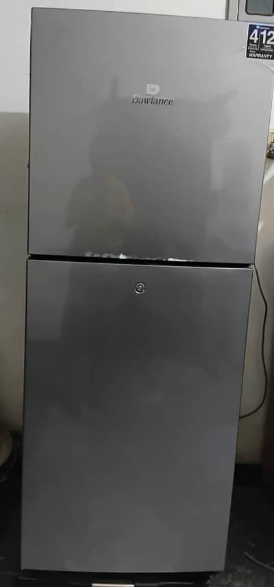 9160 Chrome Pro silver Dawlance Refrigerator Medium