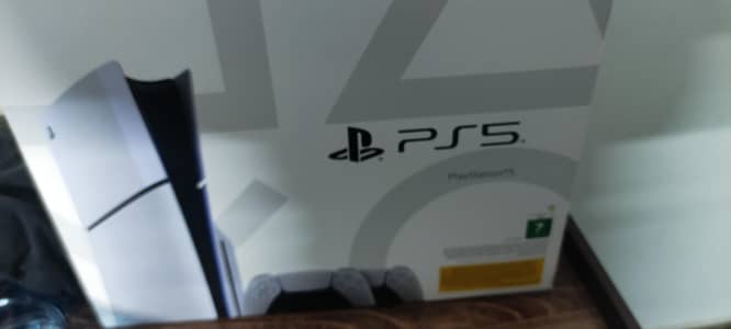 PS5 SLIM SLIGHTLY USED