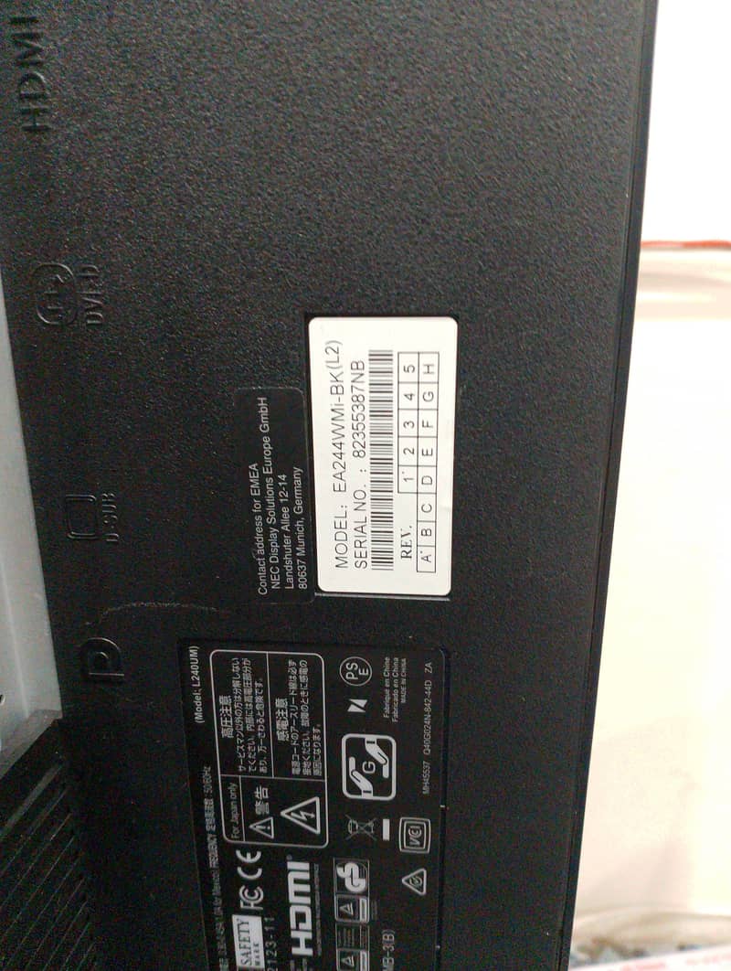 LCD 24 inch 2