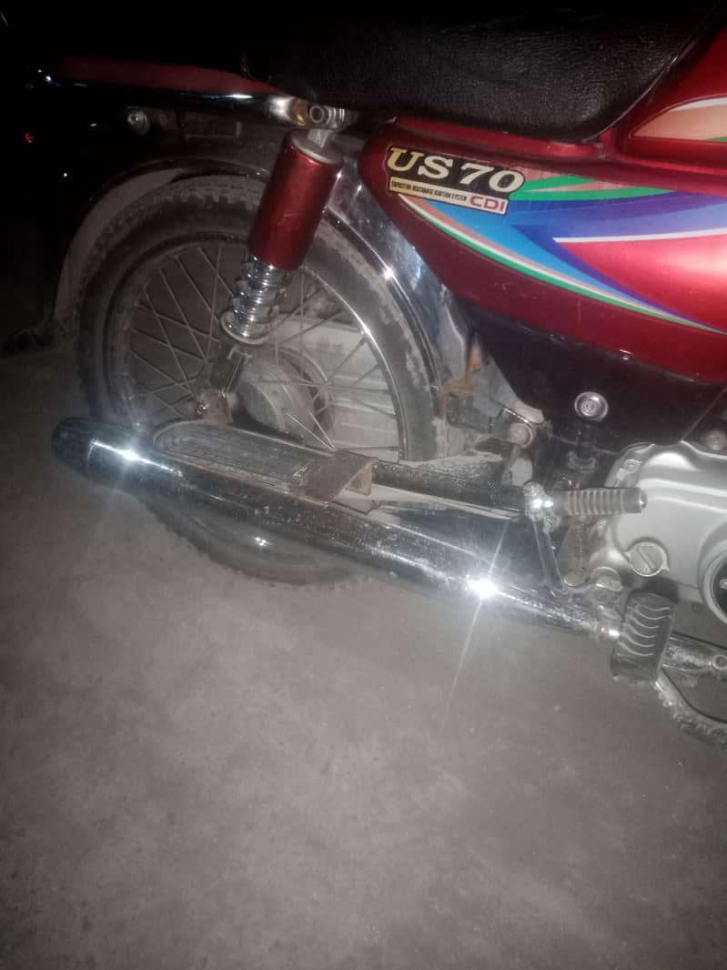 صاف بائیک ھے 4