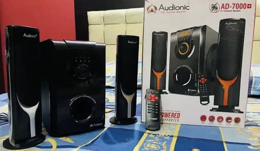Audionic speakers in 10/10 condition.