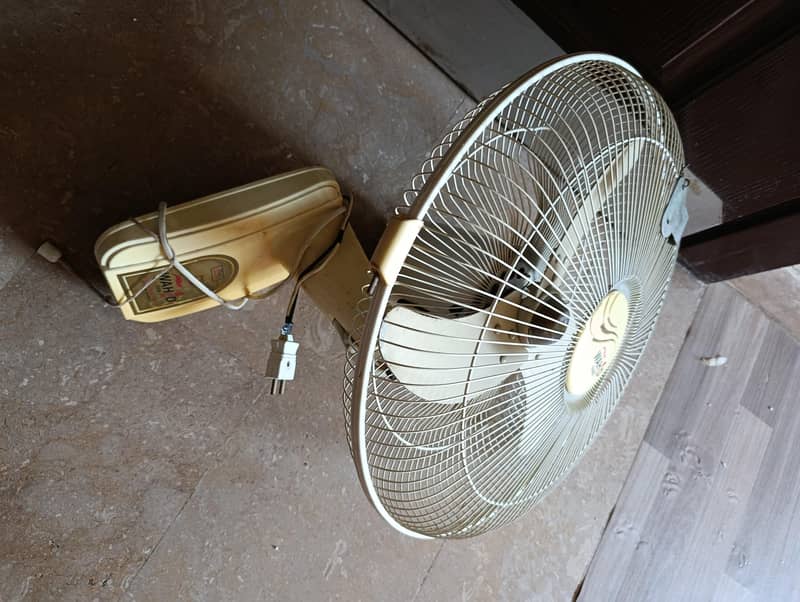 Bracket Fan 1