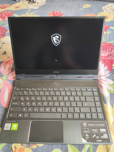MSI Modern 14 | Core i7 10th | 16GB RAM | 512GB SSD | Dedicated MX250