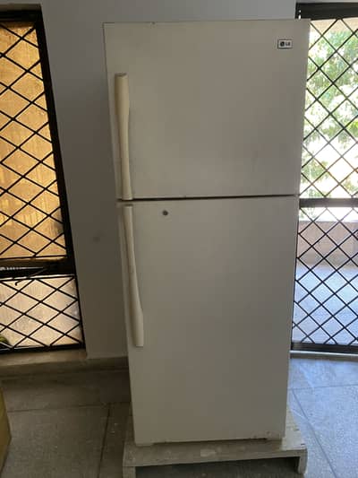 LG Refrigerator Model: LG GN-B492YVC