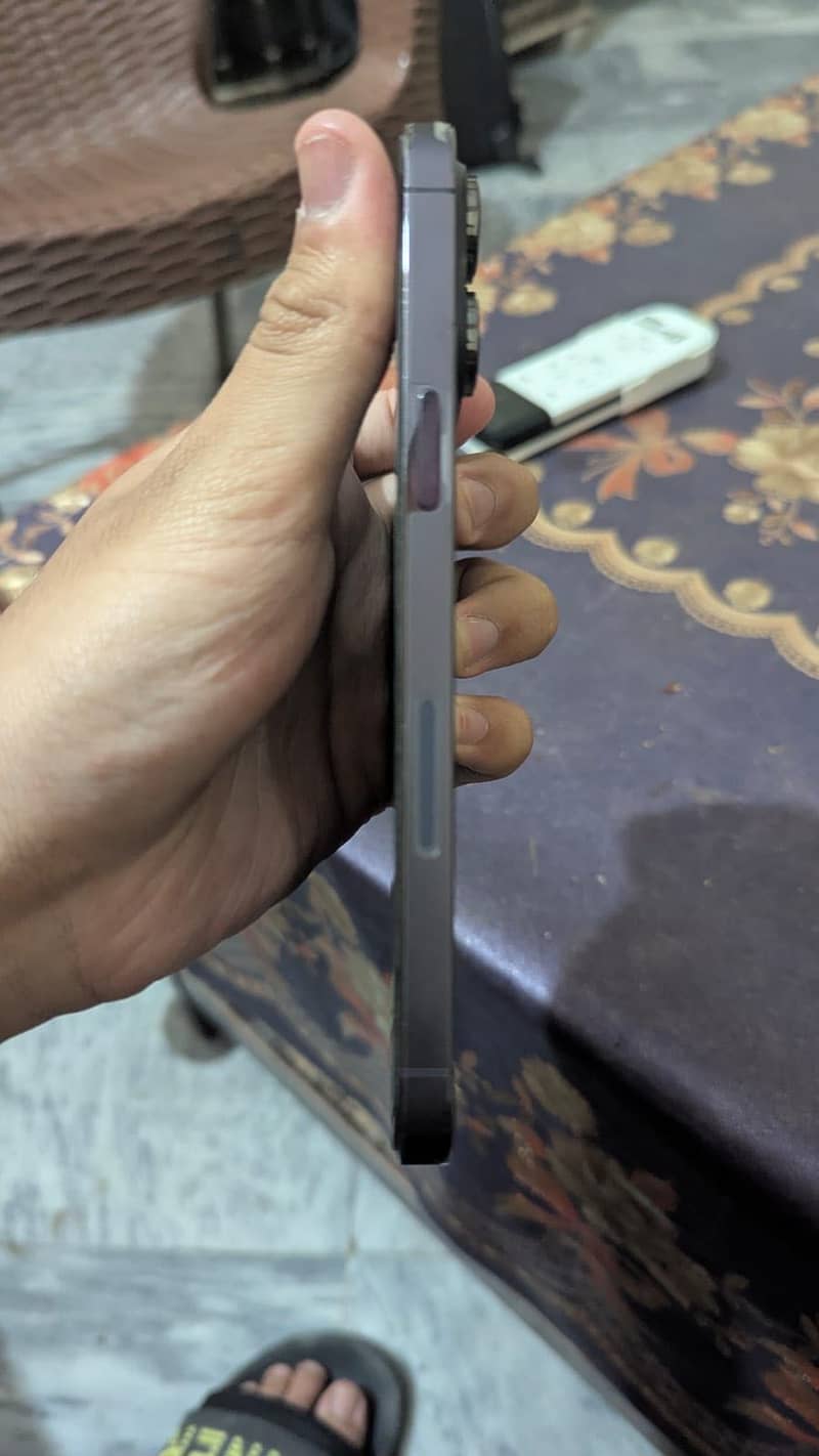 İphone 14 pro max 2