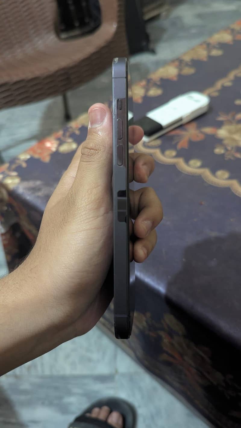 İphone 14 pro max 3