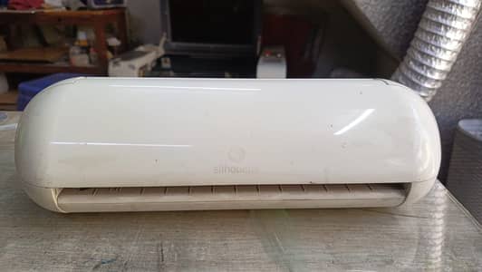 Cameo 3 Portrait machine