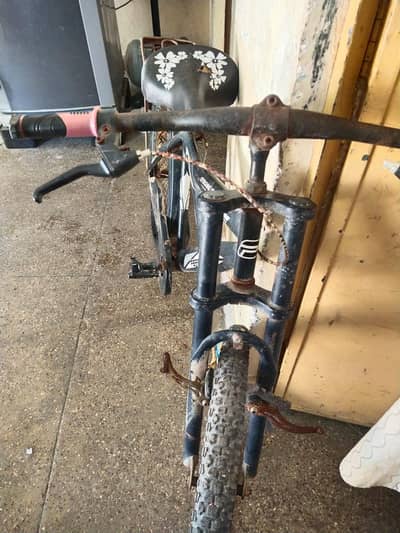 Normal Road bicycle.