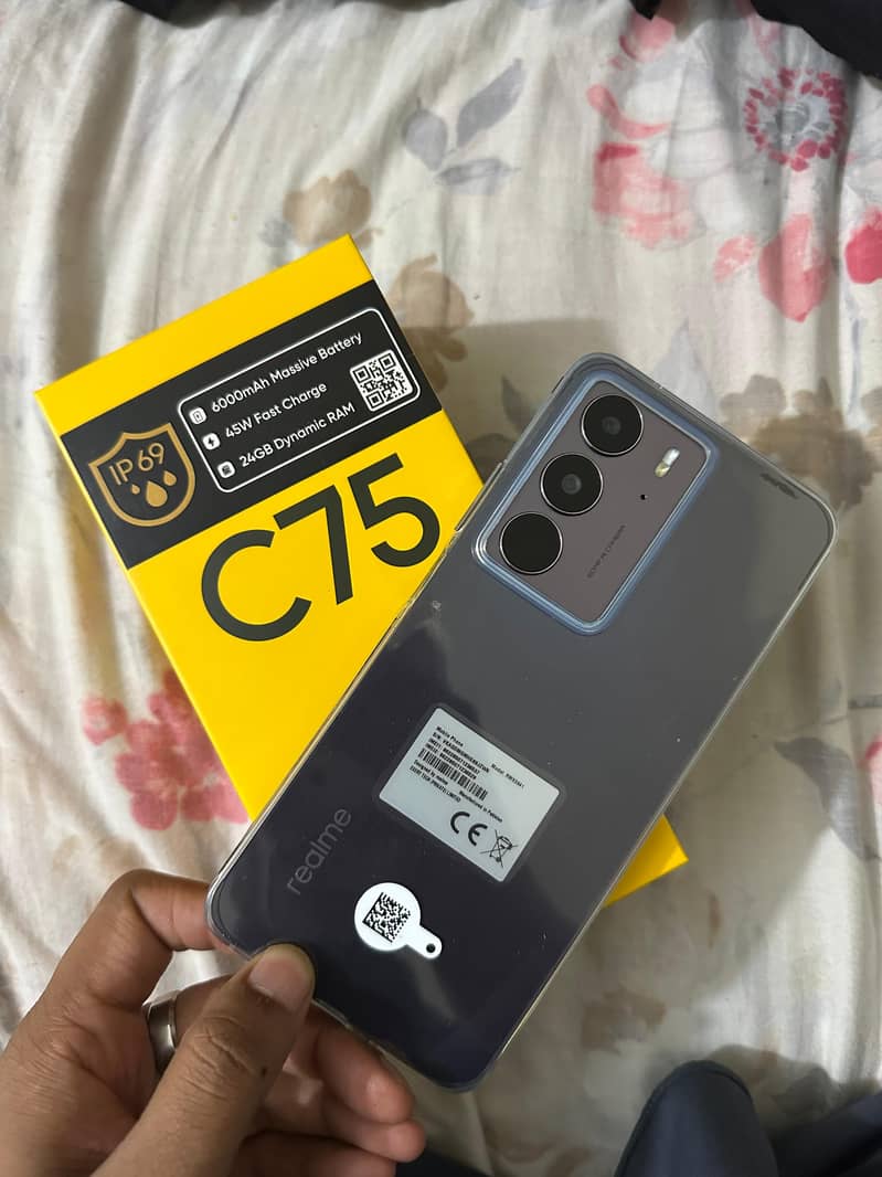 Realme C75 1