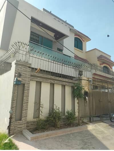 8 Marla Lower Portion In Stunning Johar Town Phase 2 Is Available For rent