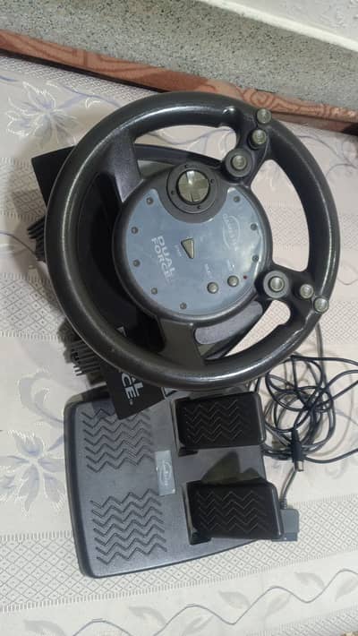 Gamester Dual force Steering wheel sale for argent