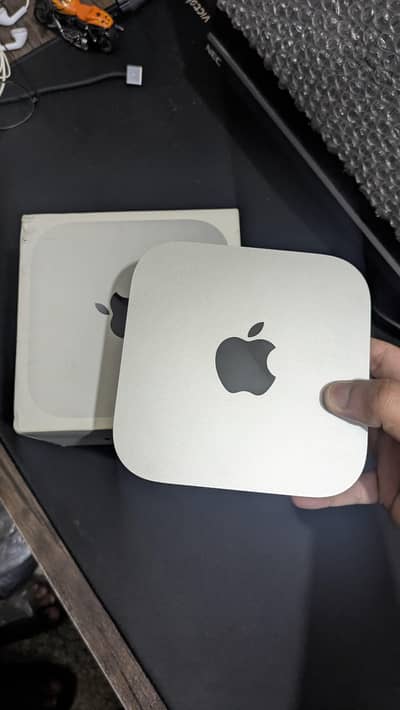 Mac Mini M4 With 16GB RAM & 256GB SSD With Box and Power Adapter Cable