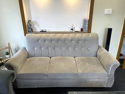 5 Seater Velvet Sofa Set for Sale – Modern Crystal Button Design
