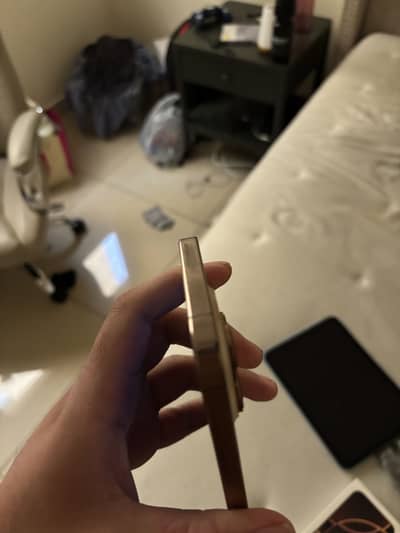 iPhone 16 pro max non pta