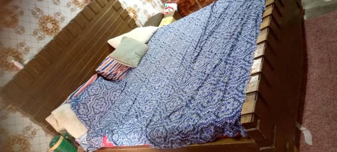 BED, DRESSING TABLE, SHOWCASE, SIDE TABLES