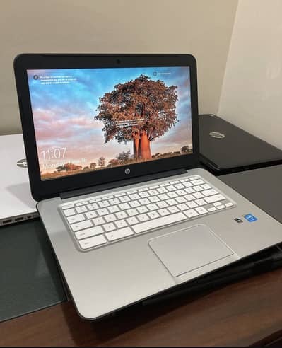Hp laptop smb 4/128 SSD 14’6 inches FHD display