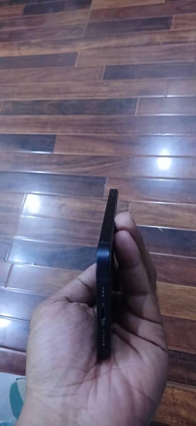 12 iPhone water pack