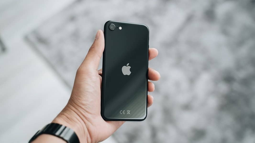 iPhone se 3rd generation 2