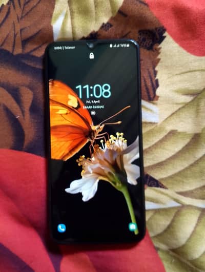 Samsung galaxy a30 4gb ram 64gb rom pta approved