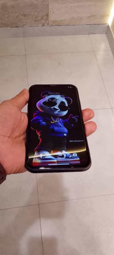 I phone 11 jv with box and cable…