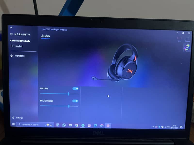 HyperX cloud flight wireless gaming headset 2