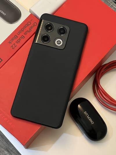 Oneplus 10 pro official PTA | 12/256 | complete box | read ad