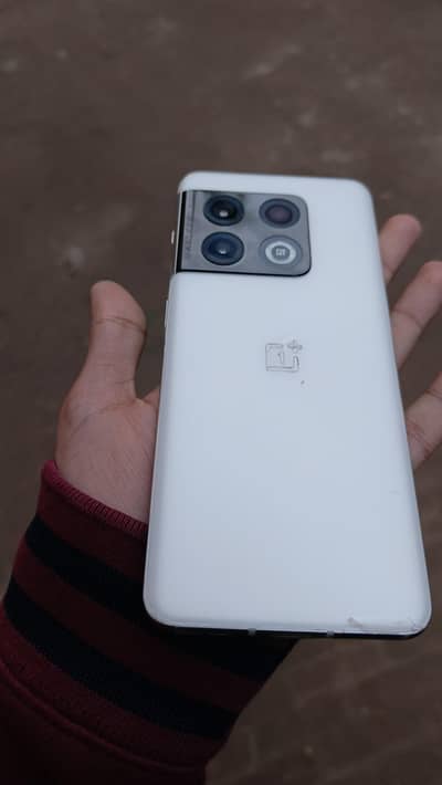 one plus 10pro 12/512 box and cable