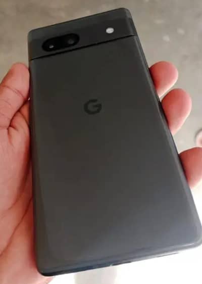 Pixel 7a, Oppo A5, Vivo y33T.