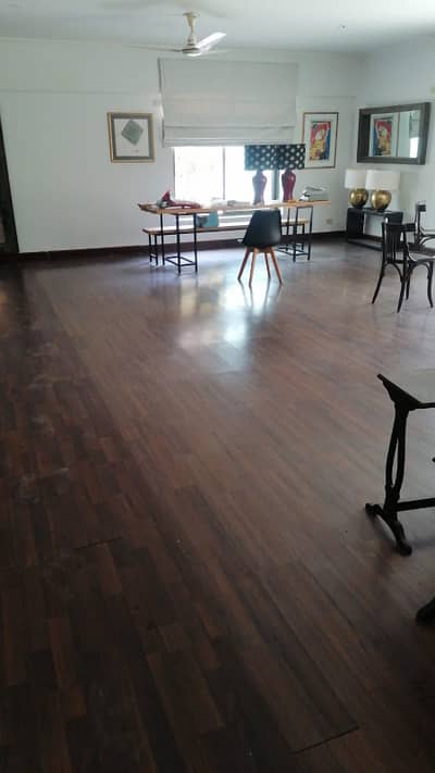 2000 Sqft Flat For Rent In Gulberg