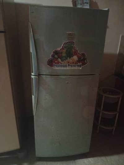 Dawlance medium freej for sale