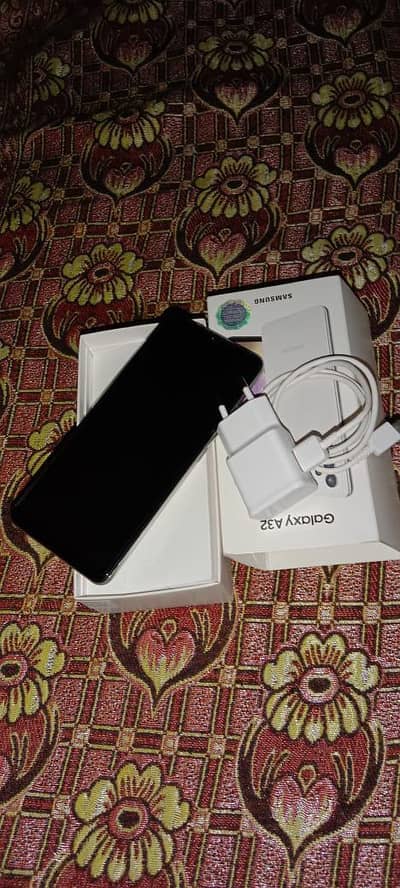 Samsung a32 6gb ram 128 GB memory. 0324=031=9647