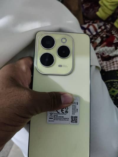 Hot 40 8+8 256 Exchange Possible With  Good Phone