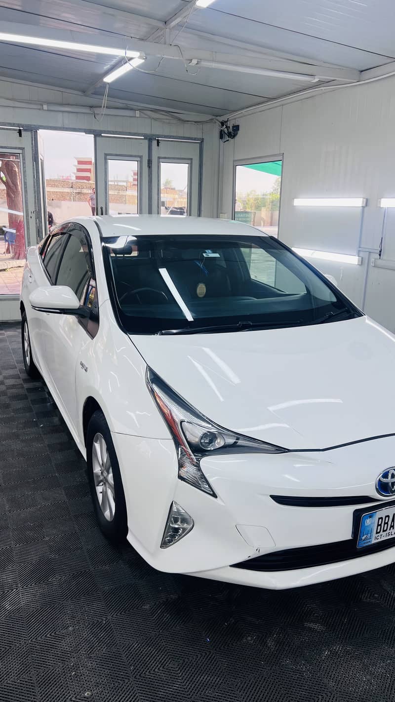 Prius 5