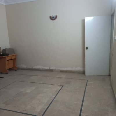 250 Yard Triple Sorey Bungalow For Sale Block 7 Gulshan-e-Iqbal Karachi A golden opportunity for investors and families!