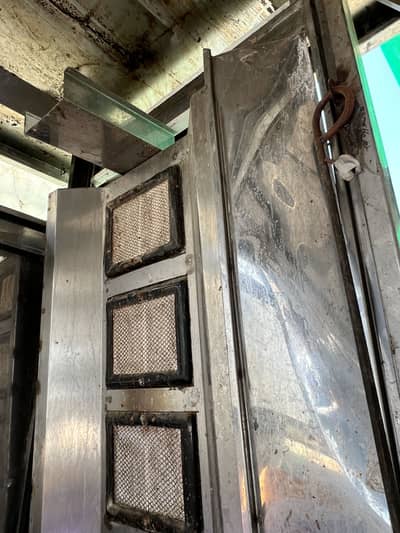 Burgers stall  ( counter)