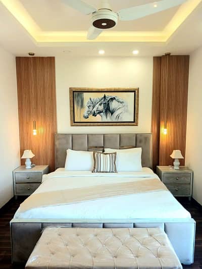 One bedroom apartment per day Avlable Gulbarga green Lslamabad fully furnished