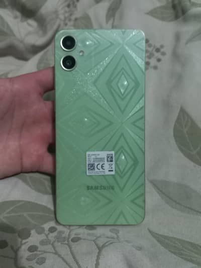 Samsung galaxy A05 complete box