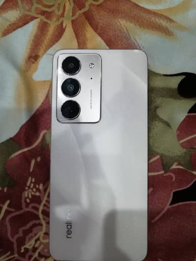 Realme 75x available with box and original charger