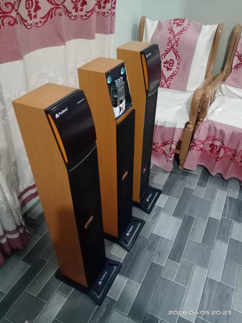 Sound System Audionic Tower Bluetooth 3