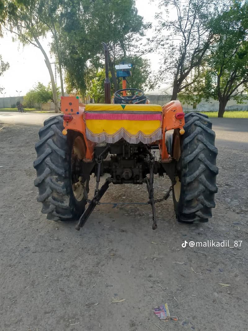 tractor 3