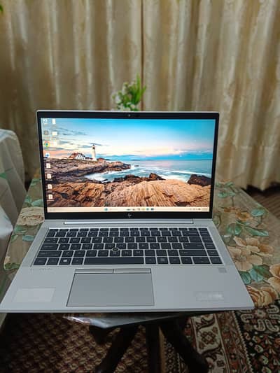 HP Elite book 840 G7