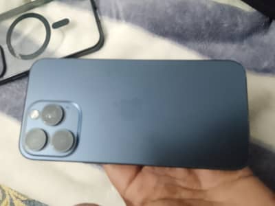 15 Pro Max non pta with box