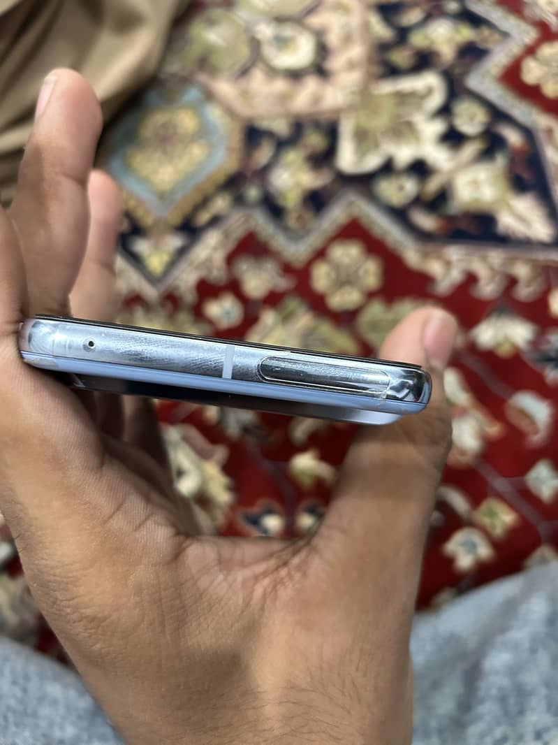 Google pixel 8 pro 6